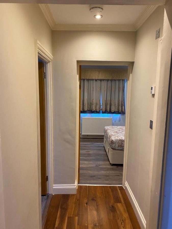 Ruislip Guest House Dış mekan fotoğraf
