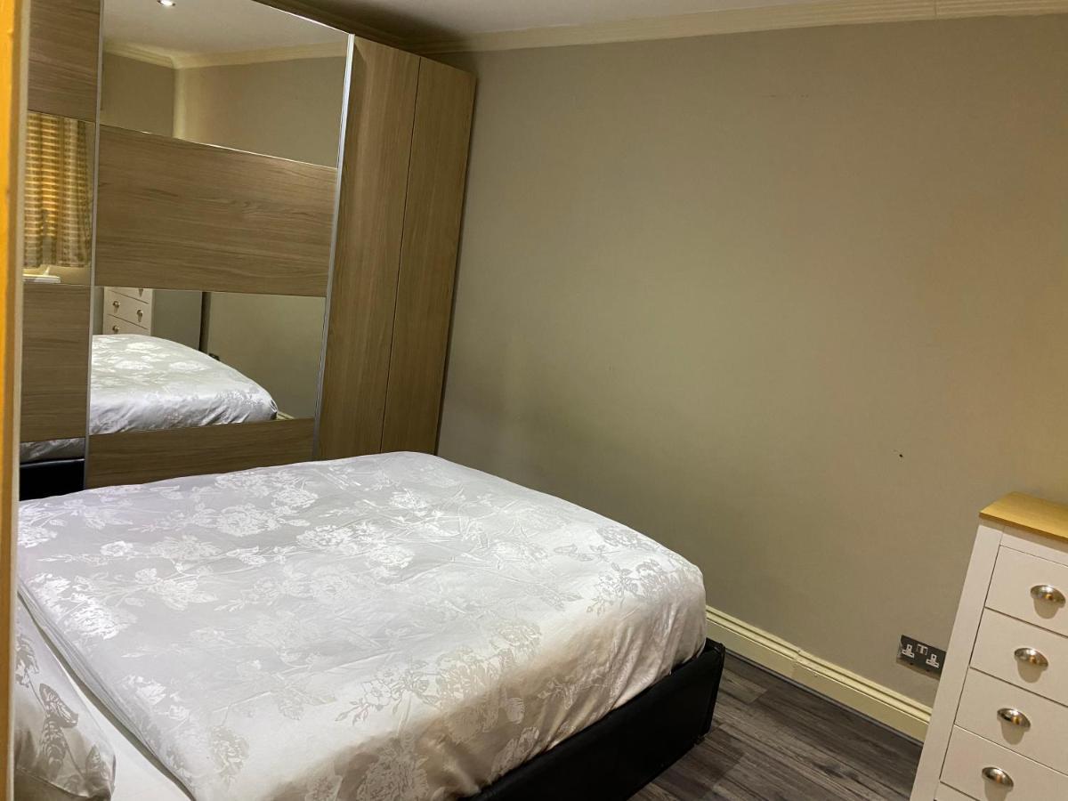 Ruislip Guest House Dış mekan fotoğraf